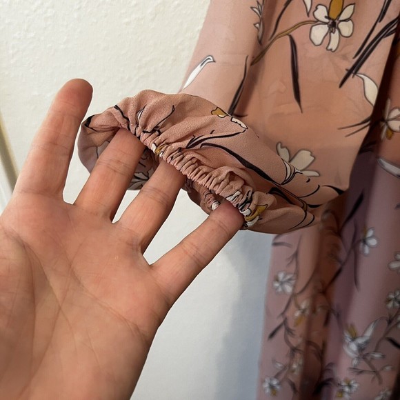 Buckle Daytrip Medium Floral Surplice Pink Maxi Dress Off The Shoulder summer - Picture 5 of 10